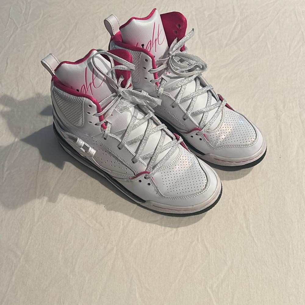 Jordan Flight 45 High GS Girls White/Black-Fusion Pink Size 6Y Like new